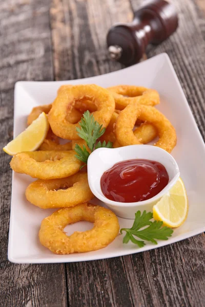 Anillos de calamares fritos —  Fotos de Stock