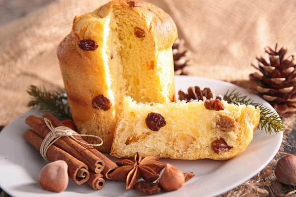 Bolo de frutas Panettone — Fotografia de Stock