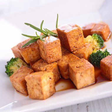 Soya soslu Kızarmış tofu