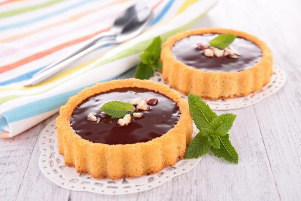 Chocolate cake on plate — Stock Photo, Image