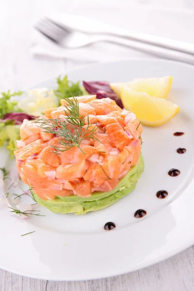 Tasty salmon tartar — Stock Photo, Image