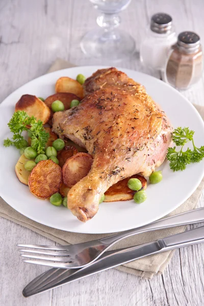 Grilled duck leg — Stock Photo, Image