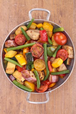 Kızarmış sebzeler