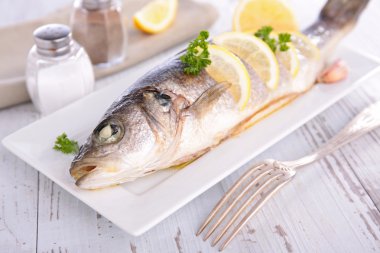 Balık ve limon