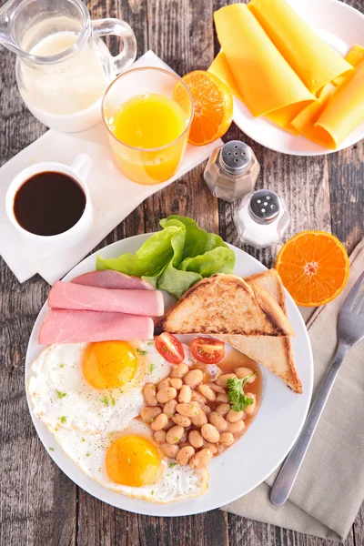 Tasty English breakfast — Stock Photo, Image