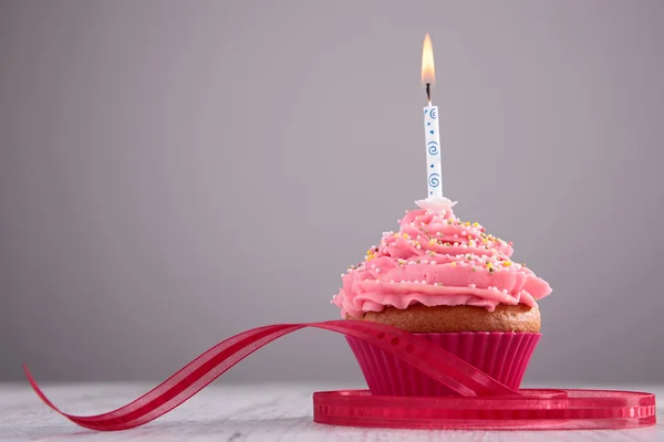 Finom rózsaszín cupcake — Stock Fotó
