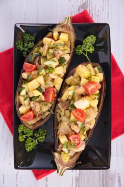 Lezzetli fırında patlıcan