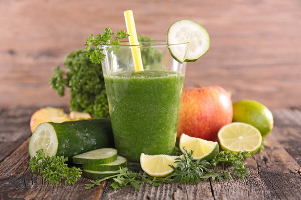 Cucumber and parsley juice