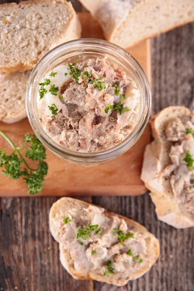 Bread with meat spread — Stock Photo, Image