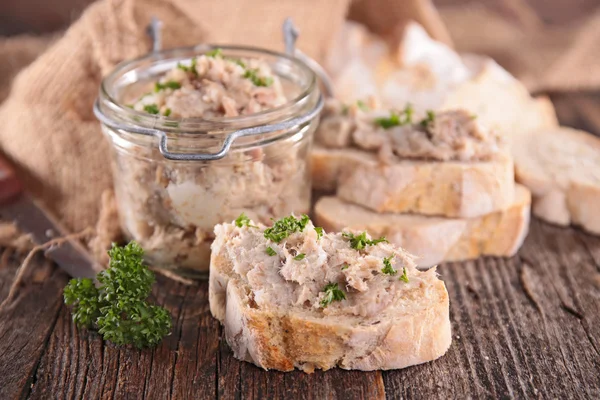 Bread with meat spread — Stock Photo, Image