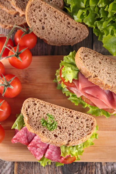 Sandwich met ham close-up — Stockfoto