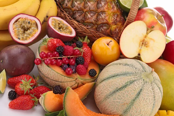 Berbagai macam buah-buahan segar — Stok Foto
