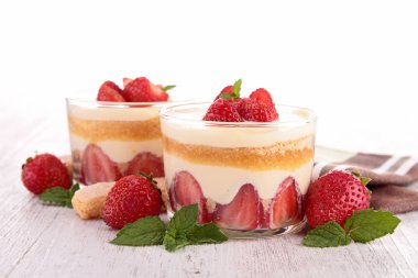 Çilekli tatlı yakın çekim