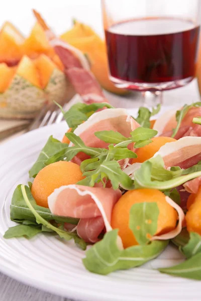 Melon and ham salad — Stock Photo, Image