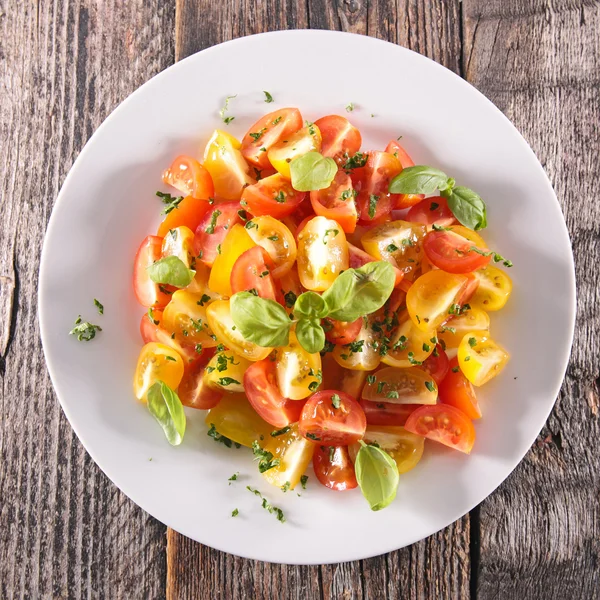 Салат з свіжих помідор — стокове фото