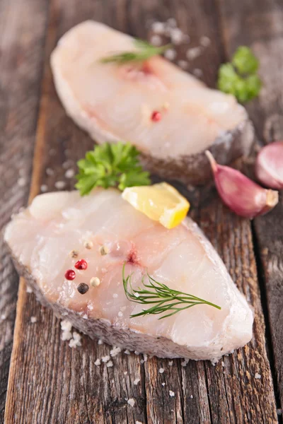 Bife de peixe cru — Fotografia de Stock