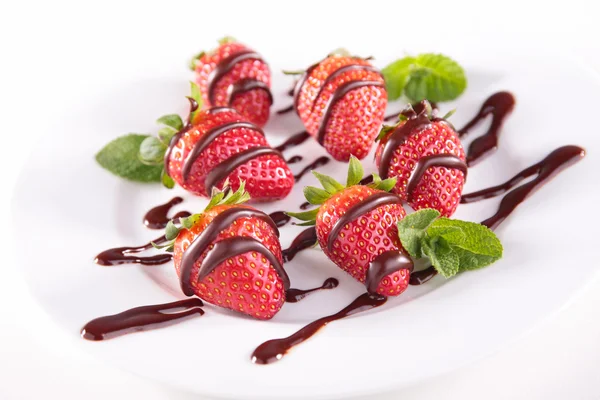 Tasty strawberries and chocolate — Stock Photo, Image