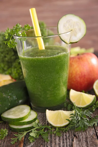 Organik taze kokteyl