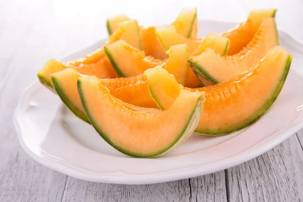 Melon frais sur assiette — Photo