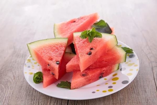 Fresh and juicy watermelon — Stock Photo, Image