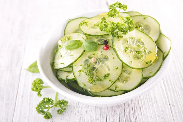 Ensalada de pepinos frescos —  Fotos de Stock