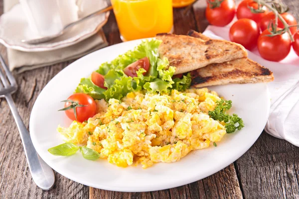 Smaklig och hälsosam frukost — Stockfoto