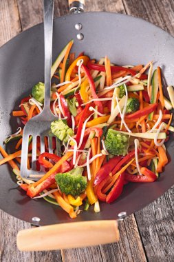 Stir Fry sebze ve pirinç