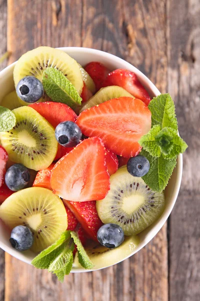 Frisk fruktsallad — Stockfoto