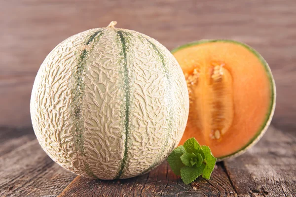 Frische süße Melone — Stockfoto