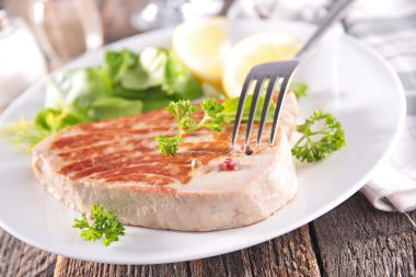 ızgara balık ton balığı