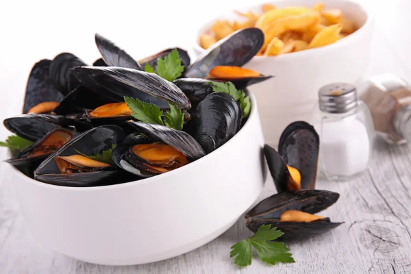 Mejillones mariscos y perejil — Foto de Stock