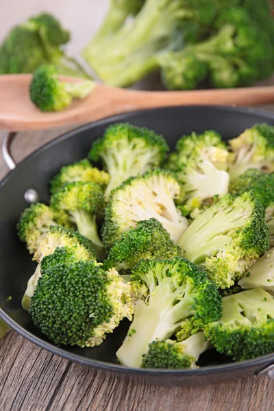 Broccoli freschi per friggere — Foto Stock