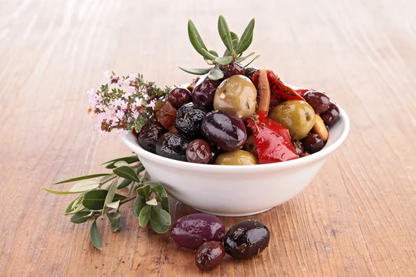 Rosemary ile zeytin tapenade — Stok fotoğraf