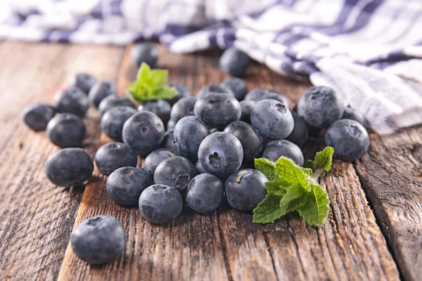 Fresh Blueberry with mint — Stock Photo, Image