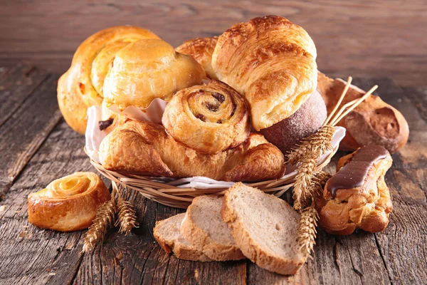 Assorted fresh and tasty pastry — Stock Photo, Image