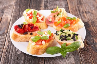 Bruschetta ve diğer maddeler