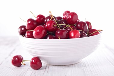 yığın kase kiraz Berry