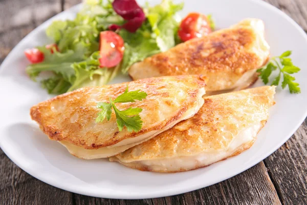 Salad and crepe with cheese and ham — Stock Photo, Image