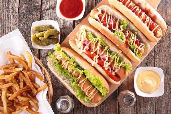 Perros calientes, comida rápida — Foto de Stock