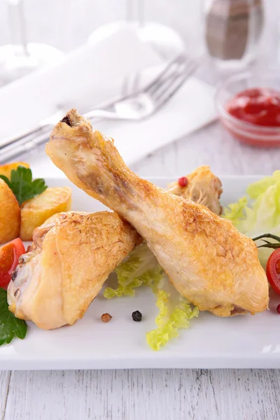 Grillowany kurczak z warzywami — Zdjęcie stockowe