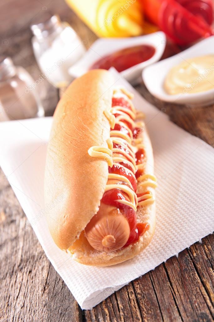Hot dog sandwich
