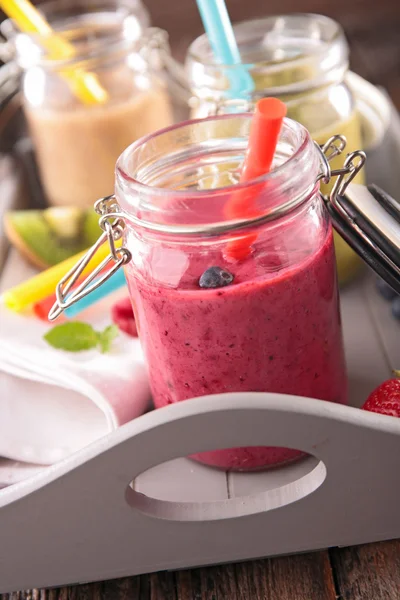 Fresh berry, kiwi, banana smoothie — Stock Photo, Image