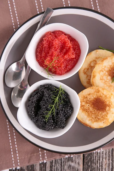 Caviale rosso e nero — Foto Stock