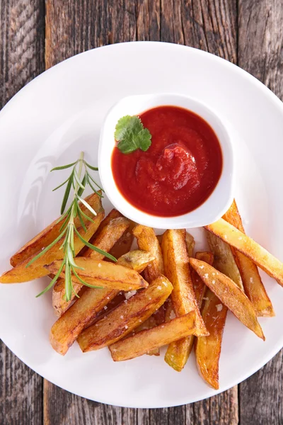 French fries with sauce — Stock Photo, Image