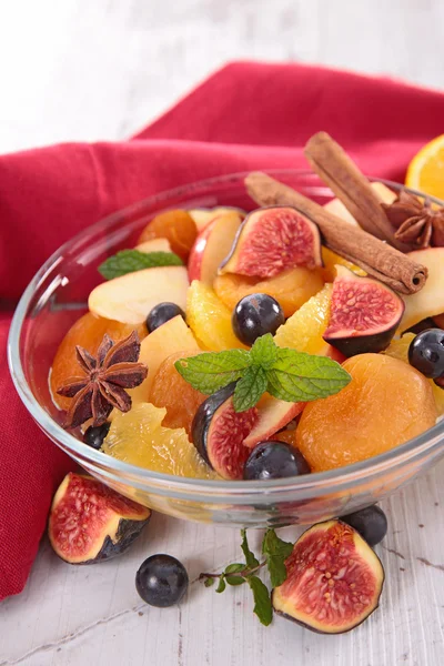 Healthy fruit salad — Stock Photo, Image