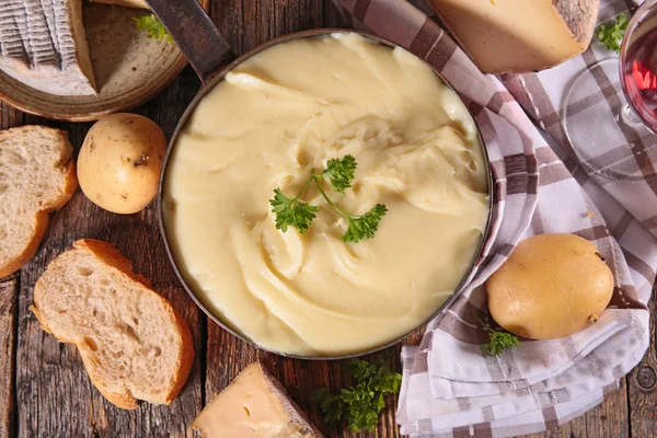 Aligot, cheese fondue — Stock Photo, Image