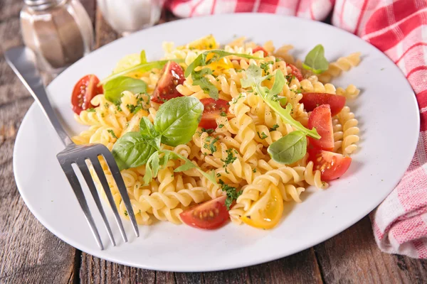 Ensalada de pasta con verduras — Foto de Stock