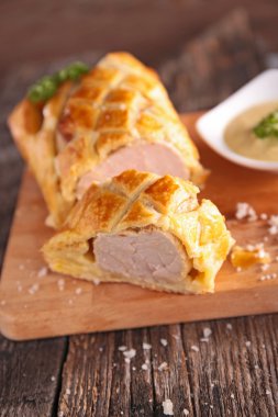 pişmiş domuz filetosu