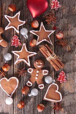 çeşitli Noel kurabiyeleri