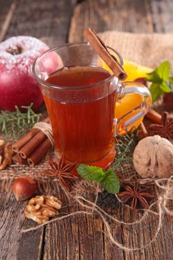 Christmas kırmızı çay